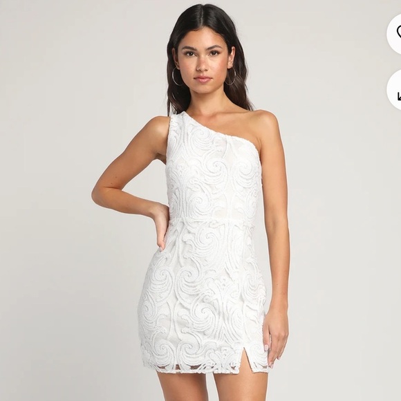 Lulus Dresses & Skirts - NWT Lulu’s Madina White Sequined One Shoulder Bodycon Dress size Small